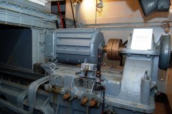 Der Stellmotor um das 110 Tonnen Rohr zu neigen, also heben und senken.